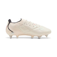PUMA King 20 Ultimate IJzeren-Nop Voetbalschoenen (SG) Gebroken Wit Zwart Rood