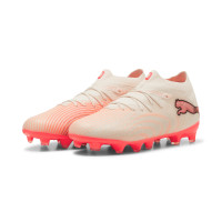 PUMA Future 9 Pro Gras / Kunstgras Voetbalschoenen (MG) Kids Gebroken Wit Zwart Roze