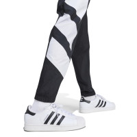 adidas Juventus EQT Trainingsbroek 2026-2027 Zwart Wit Grijs