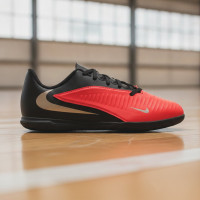 Nike Phantom 6 Low Club Indoor Football Boots (IN) Kids Black Bright Red Gold