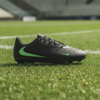 Nike Phantom 6 Low Club Gras / Kunstgras Voetbalschoenen (MG) Kids Zwart Felgroen