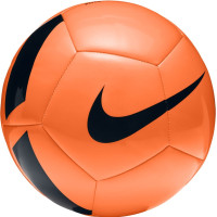 Nike Pitch Team Orange Black maat 4
