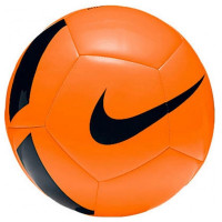 Nike Pitch Team Orange Black maat 5
